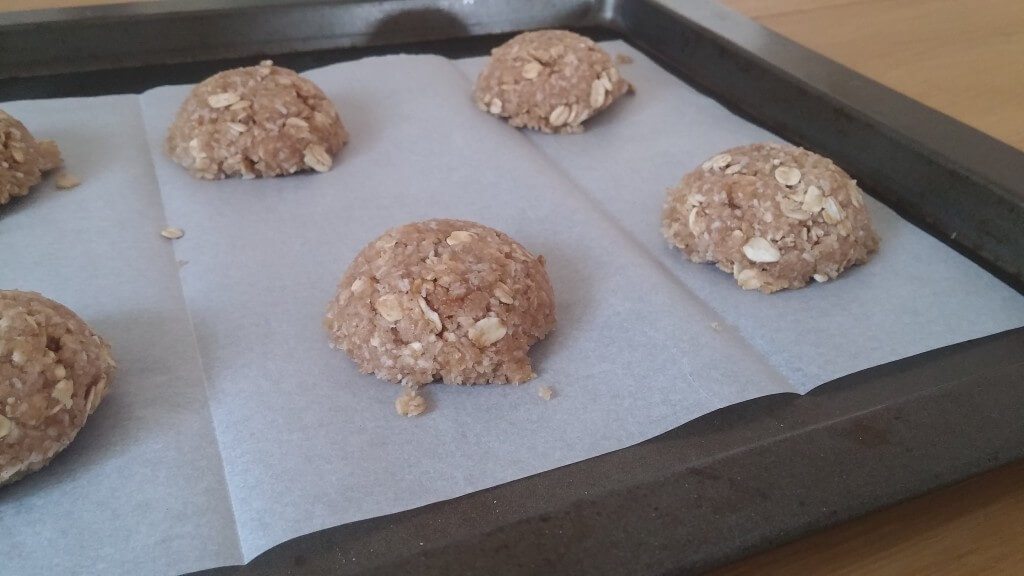Delicious Vegan Anzac Biscuits (Vegan Coconut Oat Cookies)