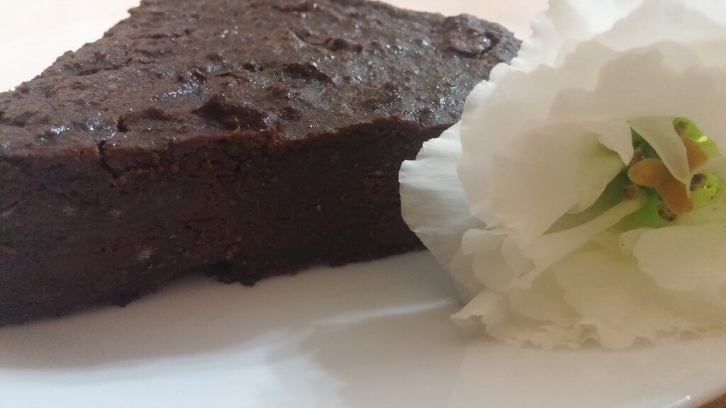 healthy chocolate zuchini cake
