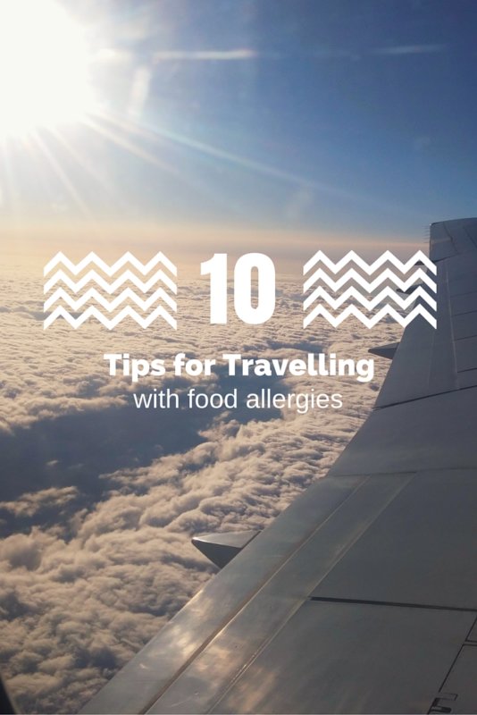 10 Tips for Travelling with Food Allergies | read more on accidentallycrunchy.com