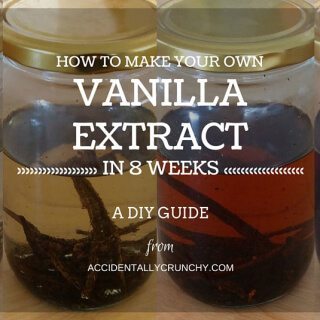 how to make vanilla extract | accidentallycrunchy.com