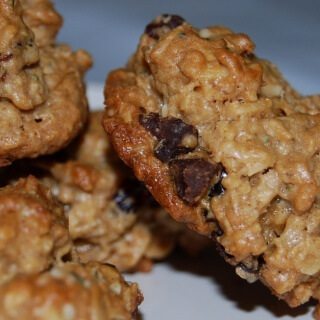tahini cookie recipe | accidentallycrunchy.com